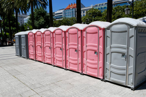 Best Restroom Trailer for Weddings  in Clifton, TX